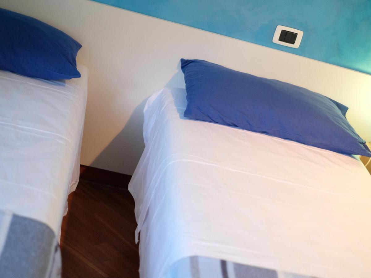 Oasi 83 Hotel San Benedetto del Tronto Kültér fotó