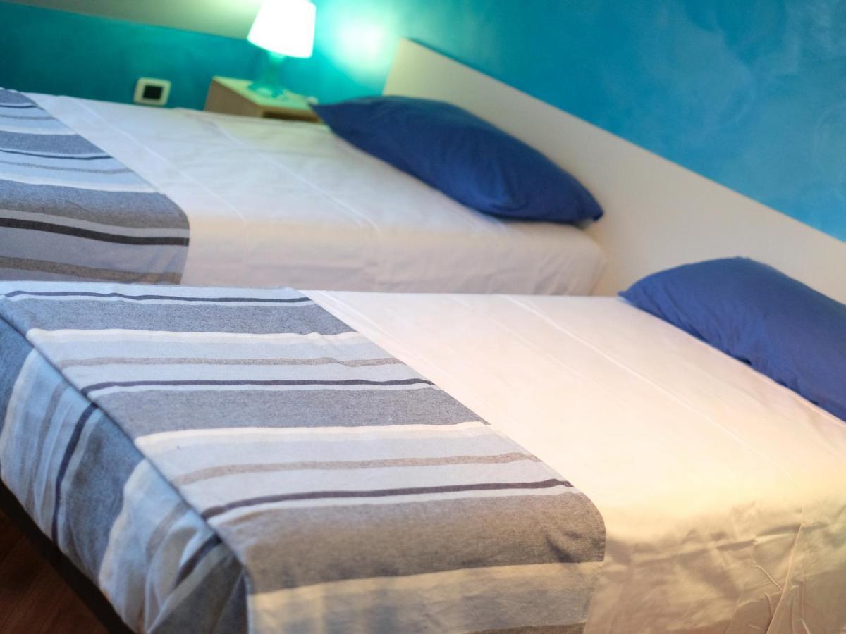 Oasi 83 Hotel San Benedetto del Tronto Kültér fotó